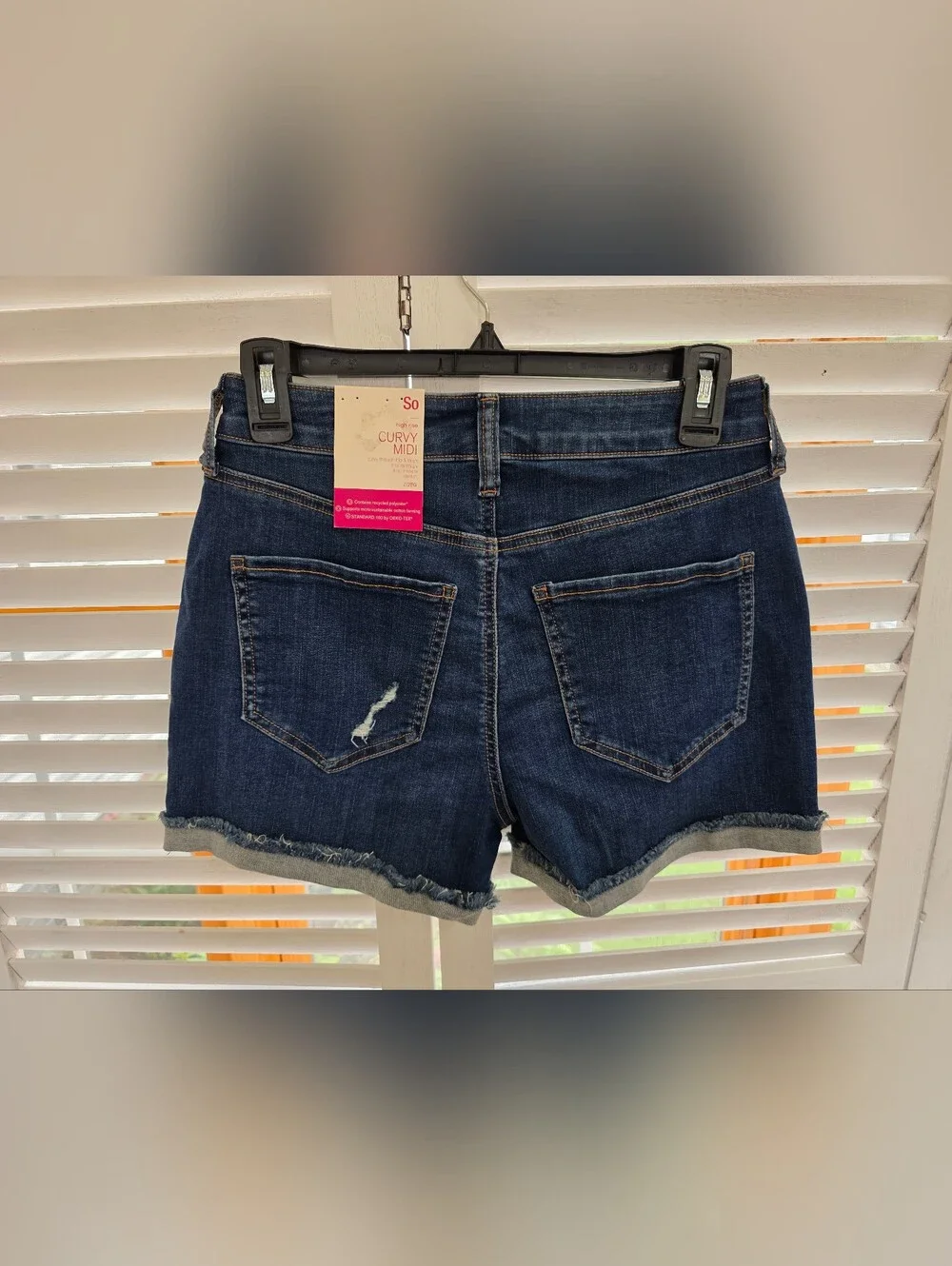 So High Rise Midi Curvy Junior Denim Shorts Size 7/28W